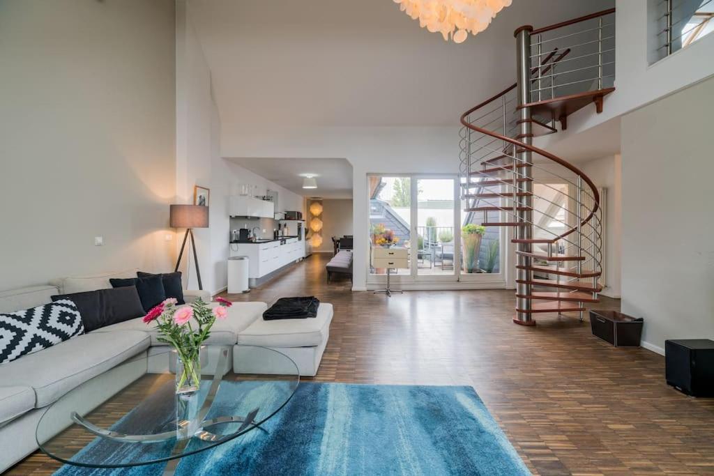 Ruhige Dachwohnung Mit Terrasse Berlin Mitte - Spacious Modern Rooftop Loft In Berlin Mitte Экстерьер фото