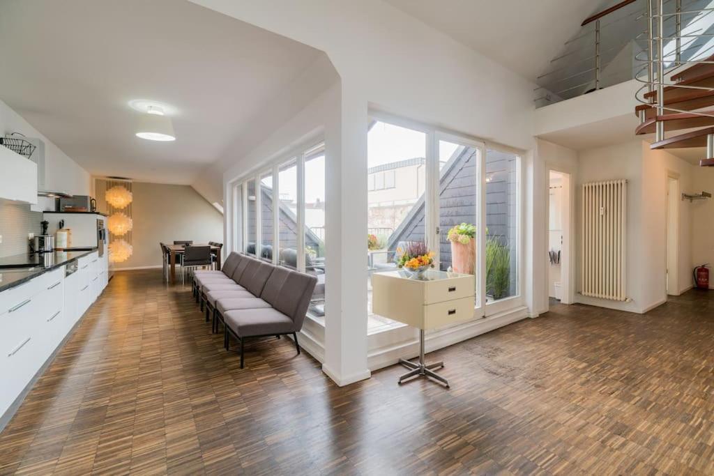 Ruhige Dachwohnung Mit Terrasse Berlin Mitte - Spacious Modern Rooftop Loft In Berlin Mitte Экстерьер фото