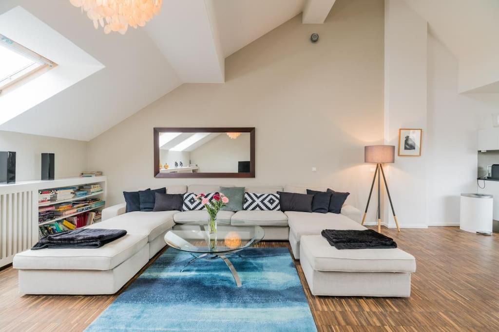 Ruhige Dachwohnung Mit Terrasse Berlin Mitte - Spacious Modern Rooftop Loft In Berlin Mitte Экстерьер фото